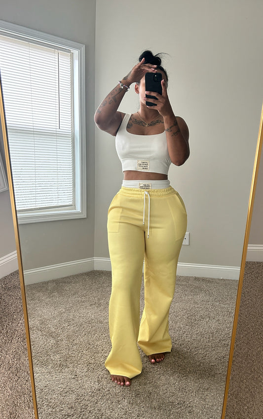 Noel Set (Pastel Yellow)